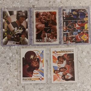 Michael Jordan Trading Cards. 4 Cards Are Skybox Nba Hoops 1 Baseball Unofficial